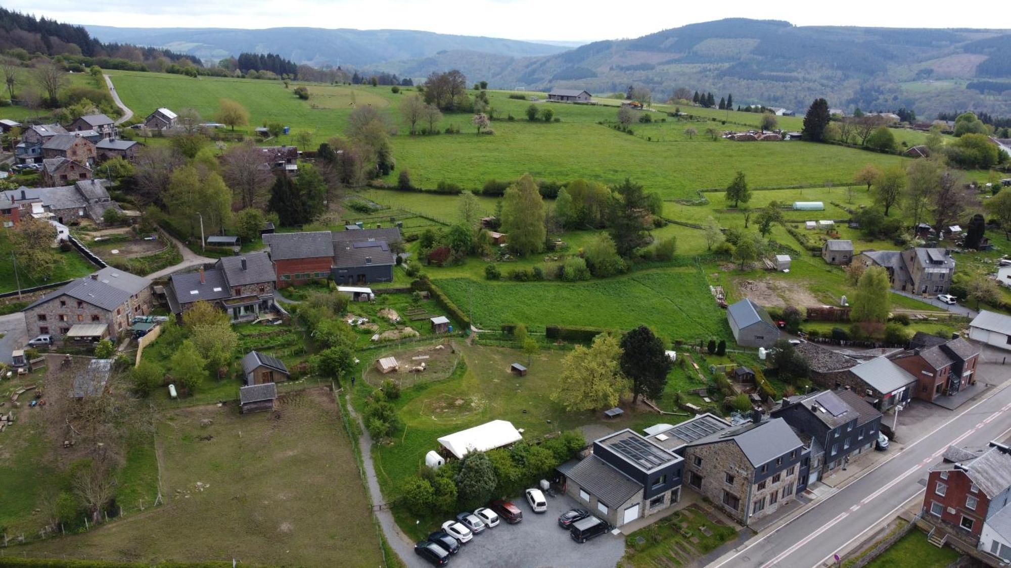 Le Fagotin - Youth Hostel Stoumont Exterior foto